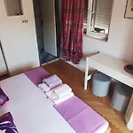 Veronika 1 * ماكارسكا